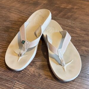 STIO Women’s Flip-Flops, Size 8